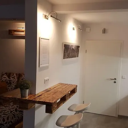 Apartment Alles Paletti Mit Klimaanlage